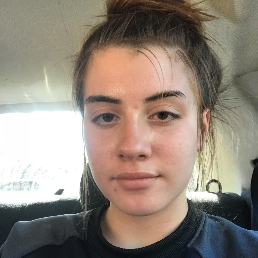 Meet your Posher, Nicole